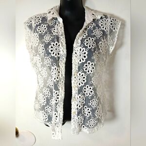 INC International Concepts Sheer Lace Embroidered Blouse Top White Floral Button